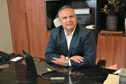 Elmar Juan Passos Varjão Bomfim destaca a infraestrutura como ativo estratégico e o papel da engenharia na preservação do valor dos investimentos.