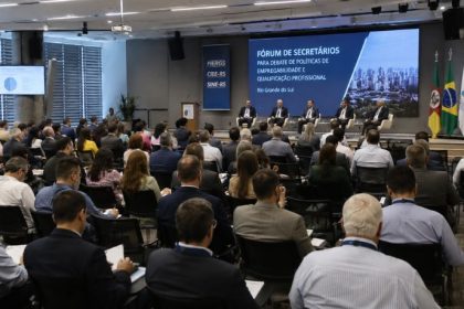 Fórum no Rio Grande do Sul amplia debate sobre empregabilidade e qualificação profissional no Brasil