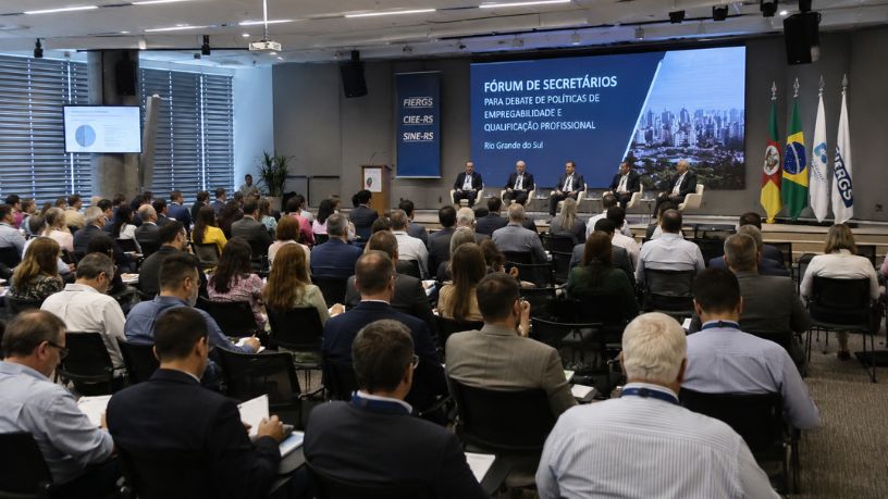 Fórum no Rio Grande do Sul amplia debate sobre empregabilidade e qualificação profissional no Brasil